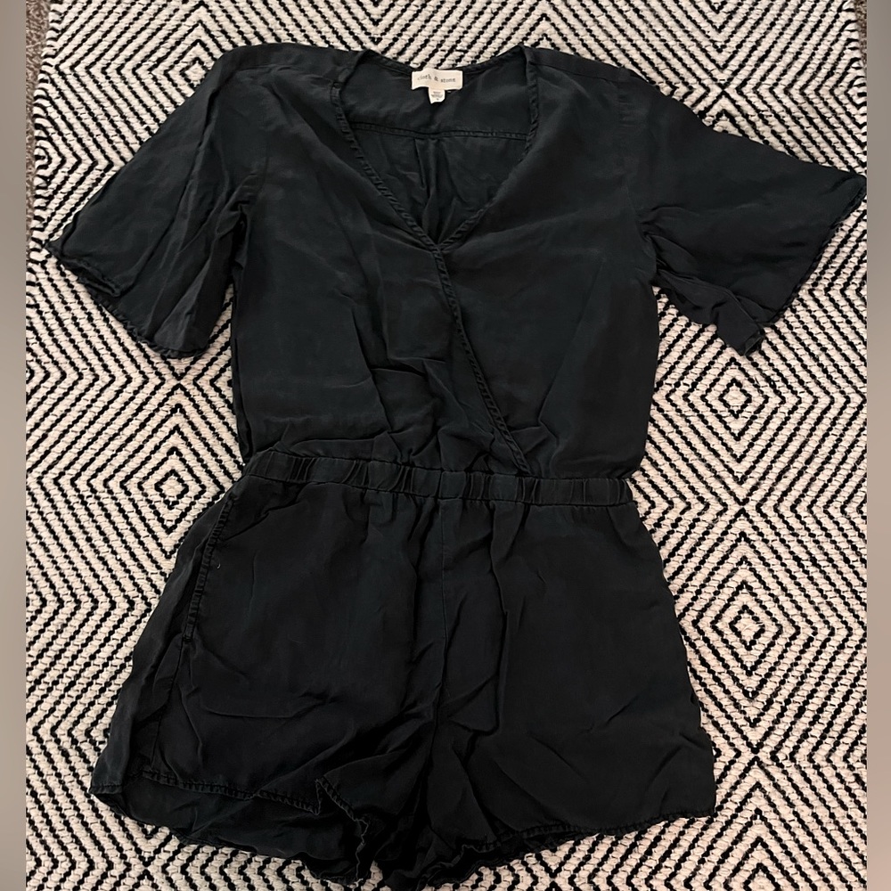 Anthropologie Cloth & Stone Dark Grey Romper with Pockets